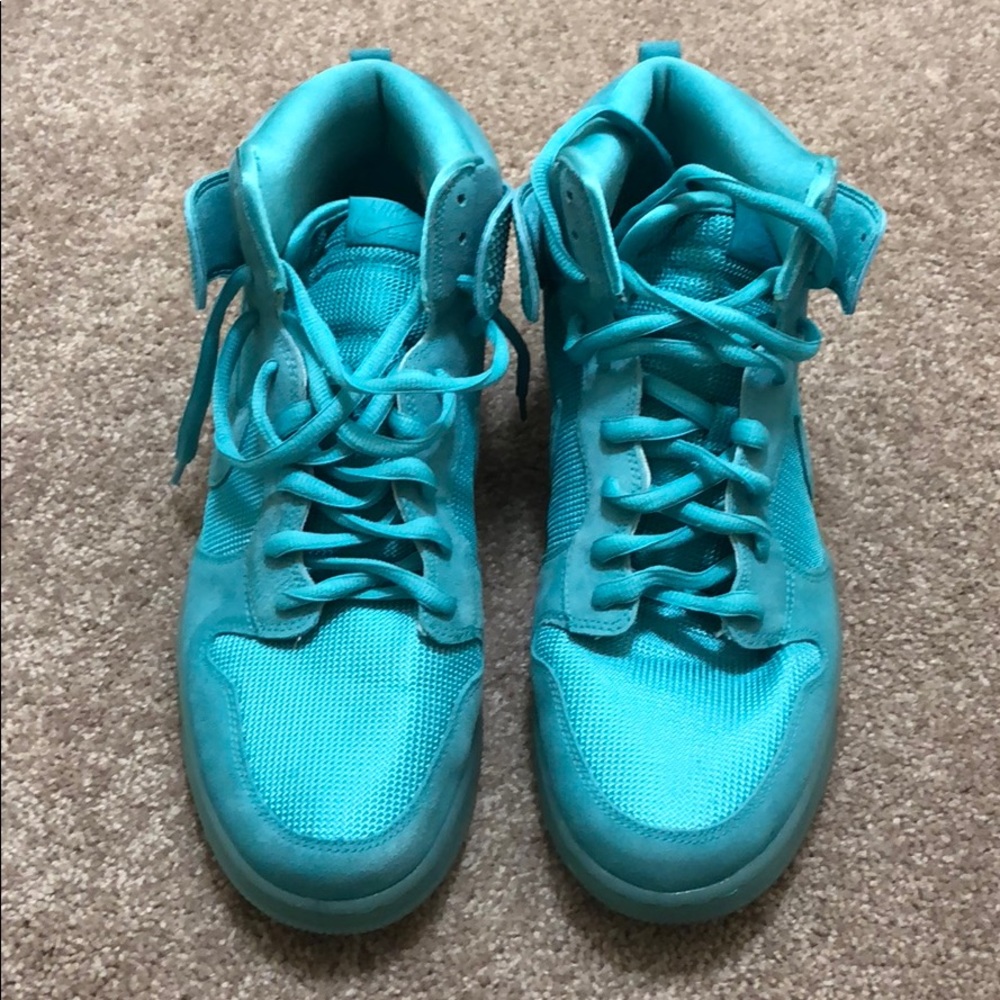 Men’s Nikes